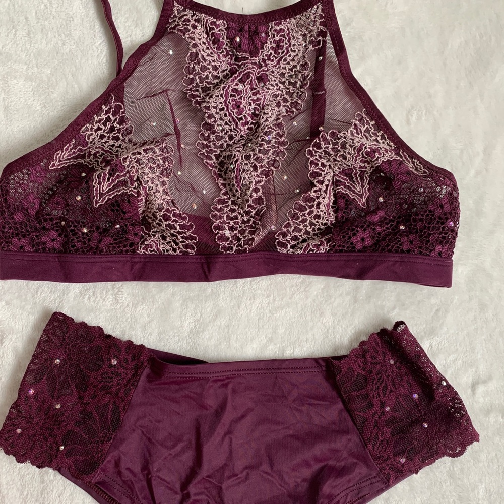 Victoria’s Secret matching bralette and panty set